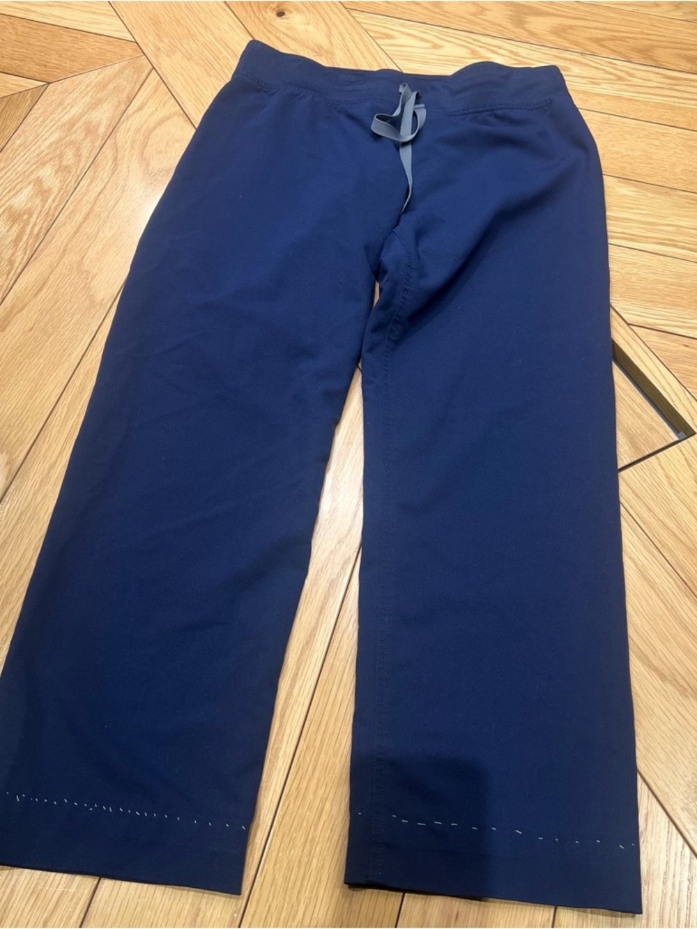 FIGS Straight-Leg Scrub Pants in Navy Blue